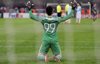 FCSB - RAPID VIENA // Genial sau dezastruos? Înlocuitorul lui Bălgrădean a alternat partidele remarcabile cu prestațiile jenante » S-a făcut de râs de 4 ori