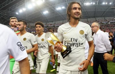 Scandal la nivel înalt! Moldovenii spun că puștiul-minune de la PSG nu poate juca pentru România: "Nicio șansă!"