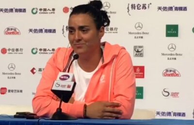 SIMONA HALEP - ONS JABEUR // Ce a spus Ons Jabeur după abandonul Simonei Halep de la Beijing: "De asta nu eram fericită! Am vrut o luptă adevărată"