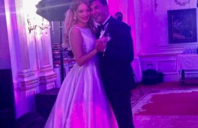 VIDEO+FOTO Borcea și Pelinel, nuntă "în deplasare" » Imagini spectaculoase din Ungaria: dansul mirilor, pe acordurile lui Frank Sinatra