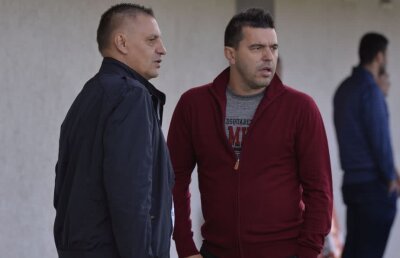 FOTO Imaginea serii vine de la Cluj: Contra a șocat la sosirea pe arena din Gruia!