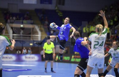 FOTO Debut perfect pentru CSM București! "Tigroaicele" au câștigat categoric cu Ferencvaros, 36-31