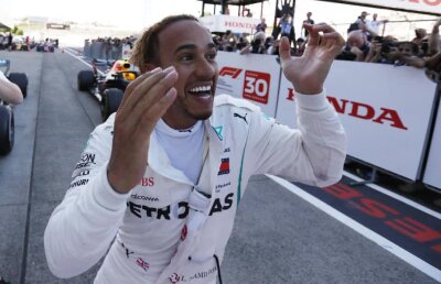 GALERIE FOTO Hamilton e tot mai aproape de un titlu de campion! Cursă perfectă pentru Lewis + DEZASTRU pentru Ferrari