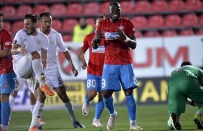 FCSB - CONCORDIA CHIAJNA 0-1 // FOTO + VIDEO Neputință roș-albastră » FCSB a jucat execrabil și a pierdut pe teren propriu cu Chiajna