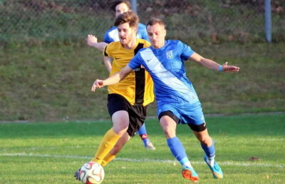 O echipă de români face spectacol în Germania » "Condițiile de aici sunt de L2 în România chiar dacă noi jucăm în L8"