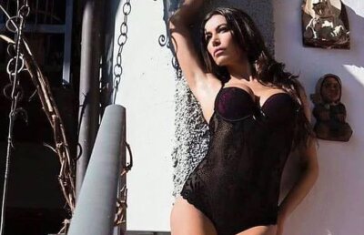 FOTO Fosta iubită a lui Mata iubește Milan și pozează complet dezbrăcată!