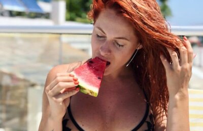 VIDEO O cântăreață celebră din România își expune întregul corp în noul ei clip: imagini răvășitoare și un dans fierbinte