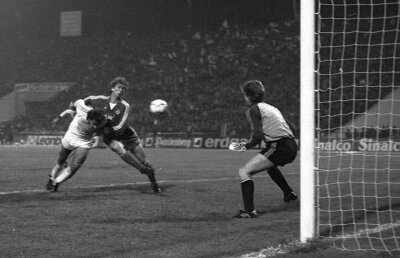 VIDEO Remember Dinamo - Hamburg 3-0: 35 de ani de la victoria URIAȘĂ a lui Dinamo din Cupa Campionilor Europeni » Interviu cu Ionel Augustin: "Golul meu i-a paralizat pe nemți"