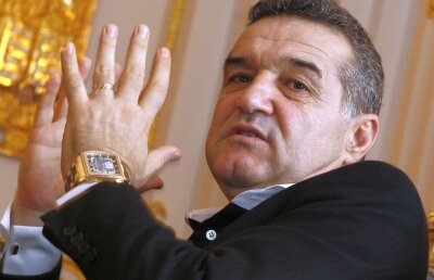 CSU CRAIOVA - FCSB 2-1 // Gigi Becali s-a săturat de el! Plănuiește un transfer surprinzător: "O să vedem la iarnă"