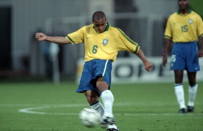 Ce e în mintea jucătorilor înainte de a bate o lovitură liberă? » Unii dintre cei mai buni executanți din istorie își dezvăluie toate secretele