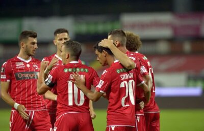 EXCLUSIV "Deraiat" de Becali, Salomao e aproape să plece de la Dinamo » Unde ar putea juca de la anul