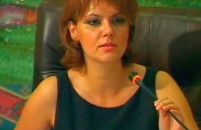 Detalii din ședința Primăriei » Cu un an înainte de înființarea CS U Craiova, Olguța Vasilescu respingea ideea unei noi echipe în Bănie: "Să respectăm legea!"
