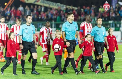 GSP LIVE // VIDEO Bani din Ungaria în fotbal » Un patron din Liga 1 ia atitudine: "Acolo se depășesc limitele. Nu poți spune așa ceva"