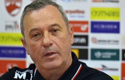 Propunere inedită făcută de David: "Dacă Rednic obține comision, e pacat să-l irosim la Dinamo! Îl împrumutăm țării, să fie Prim-ministru"