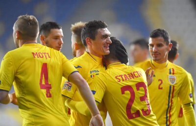 ROMÂNIA - LITUANIA 3-0 // Note GSP » Doi "tricolori" au fost magnifici în partida de aseară! Cum a fost notat Cosmin Contra