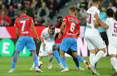 FCSB și CFR Cluj se luptă pentru doi jucători din Liga 1! Unul e gata să părăsească echipa, iar pentru celălalt se cere peste 1 milion de euro