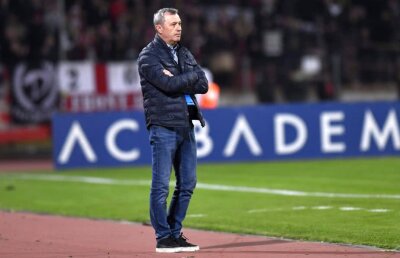 Unde e talentul lui Rednic? Comparație dezastruoasă cu Florin Bratu