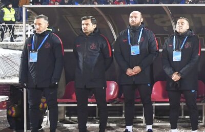 FCSB - GAZ METAN 2-1 // Ce nu s-a văzut la TV » MM Stoica, conflict la Pitești: "Nu te-am înjurat, mânca-ți-aș p*** ta!" :)