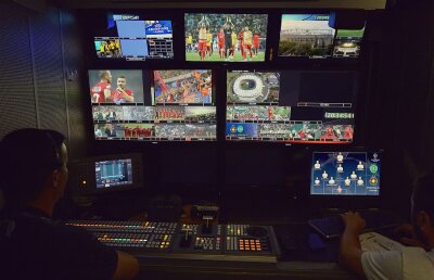 EXCLUSIV TVR intră în ecuația pentru drepturile TV ale Ligii 1! » Câți bani speră să obțină LPF din noul contract + îndemn ciudat: "Nu mai criticați competiția!"