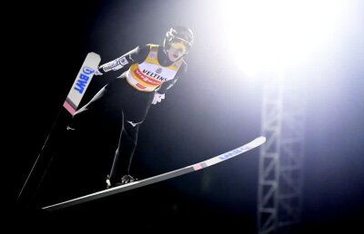 Uimește lumea săriturilor » Samuraiul zburător, pe podium la toate concursurile