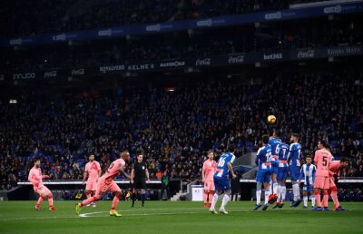 ESPANYOL - BARCELONA 0-4 // VIDEO + FOTO Cui îi trebuie Balonul de Aur? Messi, două goluri fabuloase și încă un RECORD bătut » Cum arată lupta la titlu