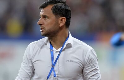 FCSB - VIITORUL // Dică, pus în gardă înainte de meciul cu Viitorul! La cine trebuie să fie atent: "E în stânga, dreapta, la mijloc și-n spatele atacanților"