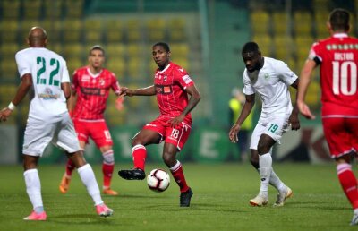 EXCLUSIV N-a scăpat! Măsură luată împotriva jucătorului care i-a greșit lui Rednic: "E inadmisibil!"