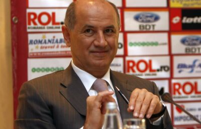 GEORGE COPOS LA RAPID // Daniel Pancu, după anunțul revenirii lui George Copos la Rapid: "Am mai apelat la el" + Becali e în extaz: "Nu am cu cine să mă ciondănesc"