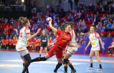 GALERIE FOTO ROMÂNIA - SPANIA 27-25 // Victorie smulsă din carne! Crina Pintea a terminat partida în lacrimi 