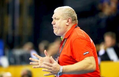 ROMÂNIA - RUSIA // Trefilov dinamitează vestiarul înaintea duelului cu România: "Nu pot să îmi felicit elevele! Perspectiva nu e îmbucurătoare"