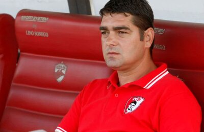 FC BOTOȘANI - FCSB // Antrenorul dinamovist al moldovenilor le-a pus gând rău roș-albaștrilor: "Toată lumea știe că țin cu Dinamo"