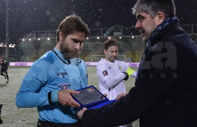 GALERIE FOTO Alexandru Tudor, premiat la retragerea din activitate: "Respect și stimă pentru o carieră sublimă"