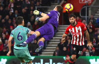 VIDEO // STOP seriei de 22 de meciuri fără înfrângere pentru Arsenal! Southampton, victorie după 106 zile 