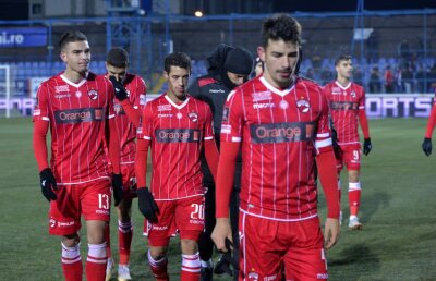 Jucătorii lui Dinamo nu mai suportă situația: "Mai rău de atât nu se poate!"