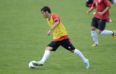 Dinamoviștii, despre proaspătul stelist Florentin Matei, pe care l-au avut în probe: "Să-l joace și în 4-2-3-1, alături de Pintilii" ;)