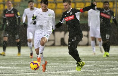 Gigi a stricat piaţa. Şi acum se plânge! Cum s-a autosabotat patronul FCSB și a ajuns să suporte greu strategia pe care chiar el a impus-o 