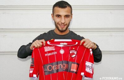 TRANSFER LA DINAMO / Echipa lui Rednic a reușit un transfer important! Fotbalistul a fost prezentat oficial 