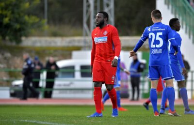 FCSB // EXCLUSIV Motivul pentru care Harlem Gnohere nu s-a întors alături de echipă din cantonamentul din Spania