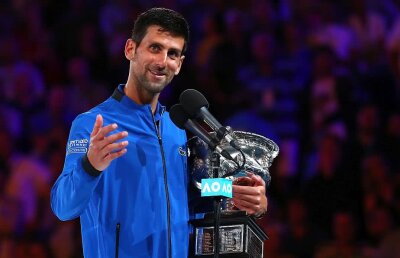 NOVAK DJOKOVIC - RAFAEL NADAL // „Bonza!” » Discursul lui Nole, întrerupt de un fan gălăgios! Cuvinte splendide ale sârbului la adresa lui Nadal