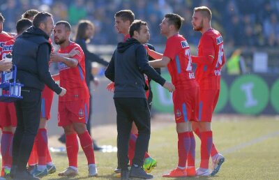 FCSB // E sabotor-șef! Omul lui MM Stoica aruncă în aer prestația echipei în momente-cheie
