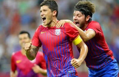 Momente fabuloase cu „Dodel” Tănase la antrenamentele Stelei: „Să moară mama, Pițurcă e copil mic pe lângă tine!”