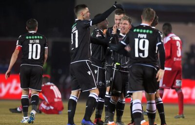 SEPSI - DINAMO 0-1 // EXCLUSIV Mircea Rednic „sparge” iar banca în vestiar: ce primă le-a oferit jucătorilor după victoria cu Sepsi