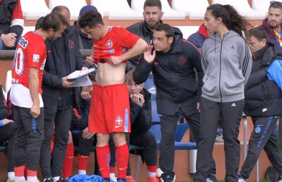 Ce a adus Mihai Teja nou la FCSB față de Nicolae Dică » Un jucător dezvăluie: „Ne impune asta la fiecare antrenament”