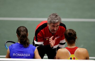 Youtube, victorie! » Geambașu, despre „metaforele” fetelor de la Fed Cup: „Hai, măi Moni, ce naiba, v-aţi molipsit şi voi de epidemia asta de figuri de stil?”