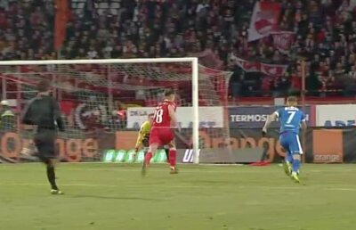 DINAMO - FC BOTOȘANI // FOTO + VIDEO Jordan Mustoe, dinamovistul care spunea că nu are niciun defect, a fost UMILIT de Cătălin Golofca » Faza genială prin care fostul stelist a egalat