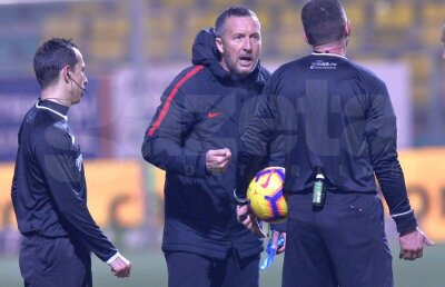 CONCORDIA - FCSB 0-0 // GALERIE FOTO + VIDEO Mihai Stoica, dezlănțuit la finalul meciului: s-a năpustit asupra arbitrului Adrian Cojocaru