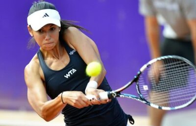 WTA DUBAI // Raluca Olaru s-a calificat în „sferturi” la Dubai, performanță pentru care luptă și Irina Bara 