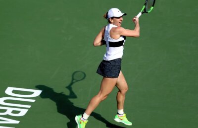 SIMONA HALEP - LESIA TSURENKO // Simona Halep exultă după încă o victorie la Dubai: „Ce bine am jucat!”