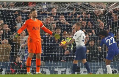 CHELSEA - TOTTENHAM 2-0 // VIDEO+FOTO Autogol rar întâlnit în derby-ul londonez din Premier League! Lupta pentru locurile de Ligă e incredibil de încinsă