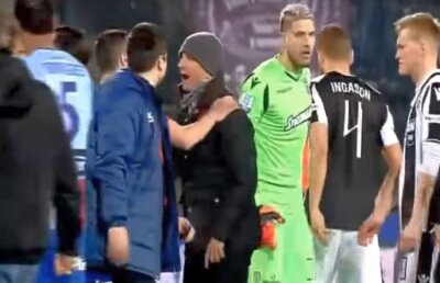 FOTO Răzvan Lucescu a intrat pe teren și s-a certat cu jucătorii și oficialii adverși: „O formație e prezentată ca Barcelona, alta ca un rahat!”